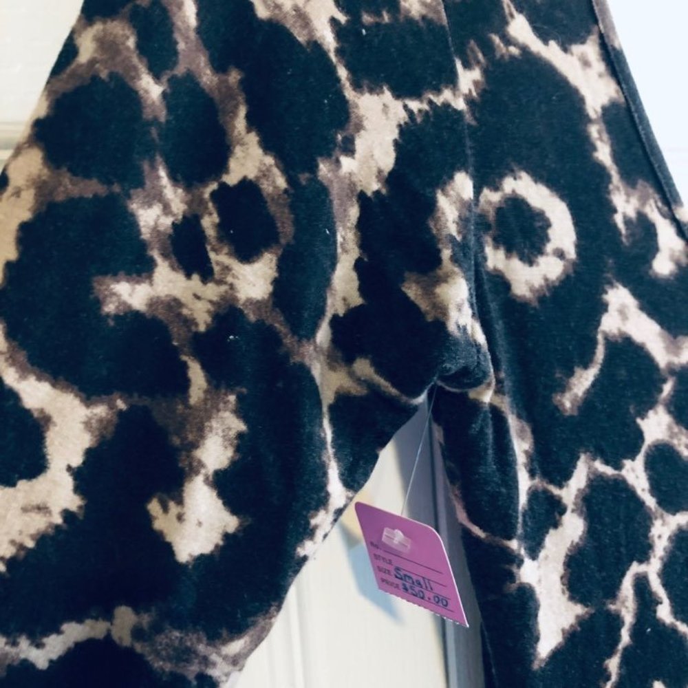 Sexy Leopard Vintage Pin Up Blouse - Picture 5 of 6